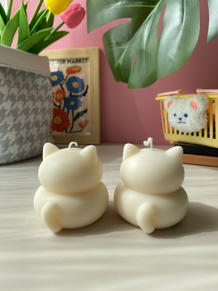 Chubby Sleepy Cat Candle - Image 5