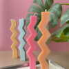 Zigzag-wave-candle