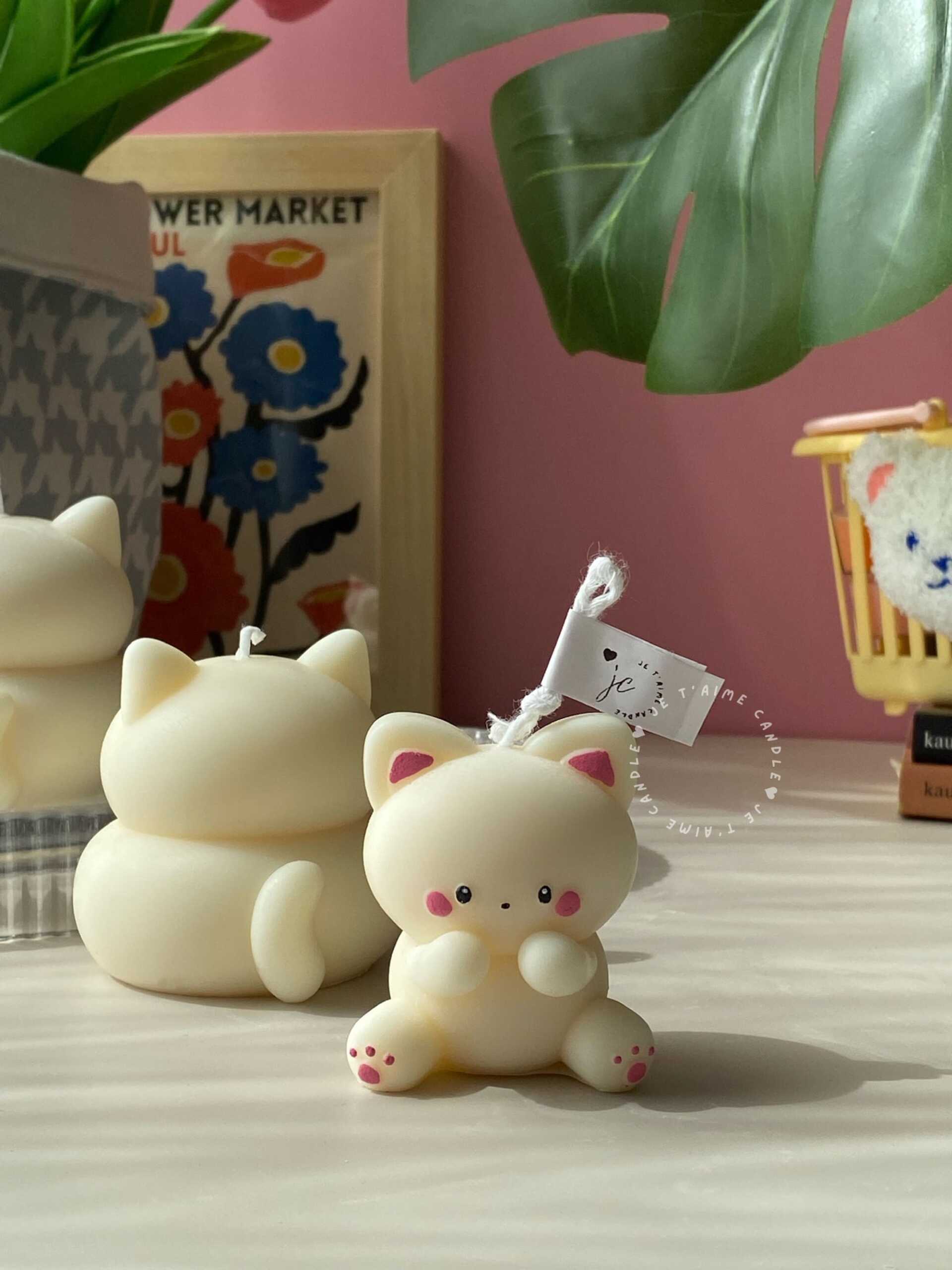 Cute Kitty Candle - Image 5