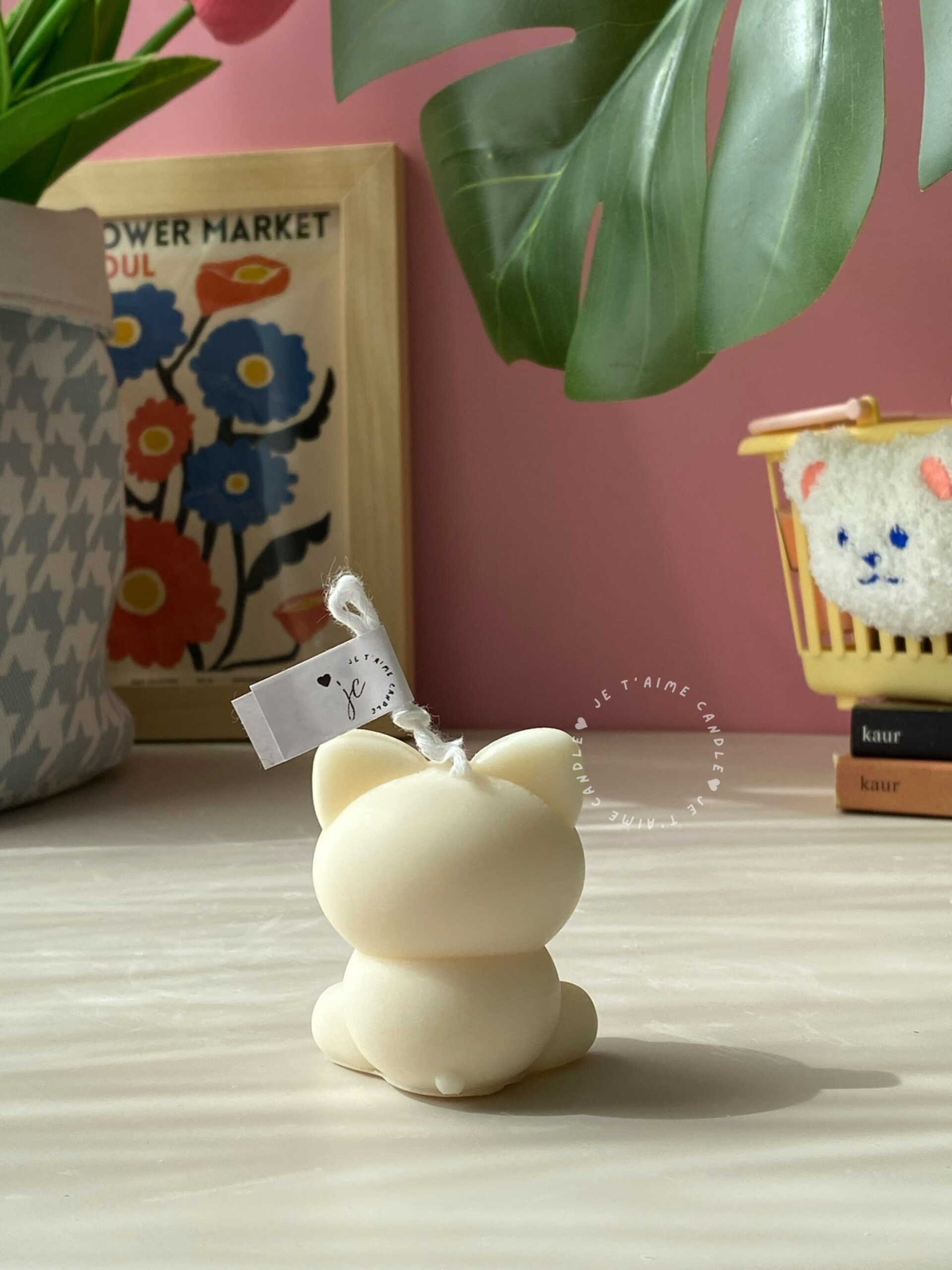 Cute Kitty Candle - Image 3