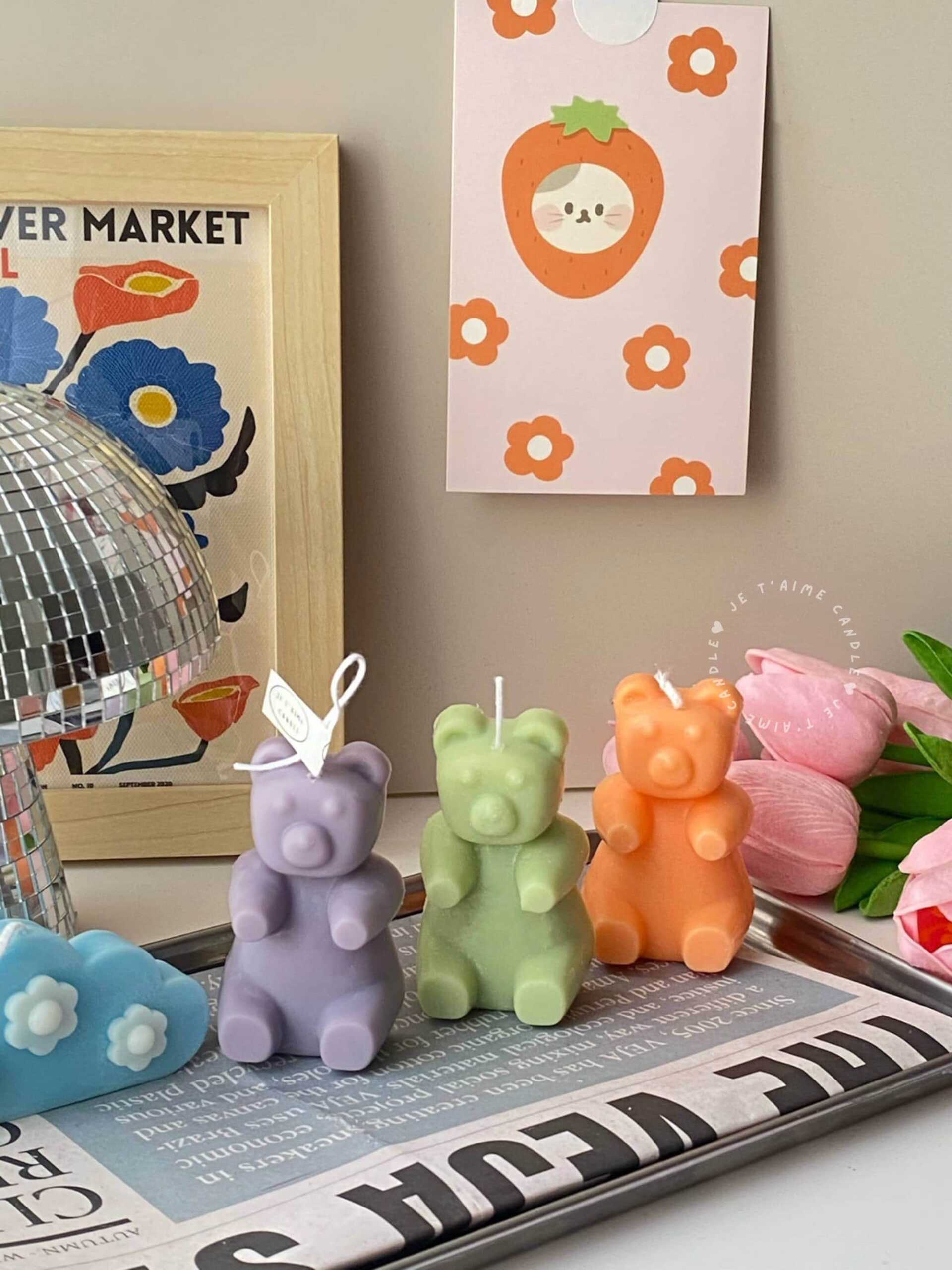 Gummy Bear Candle - Image 2