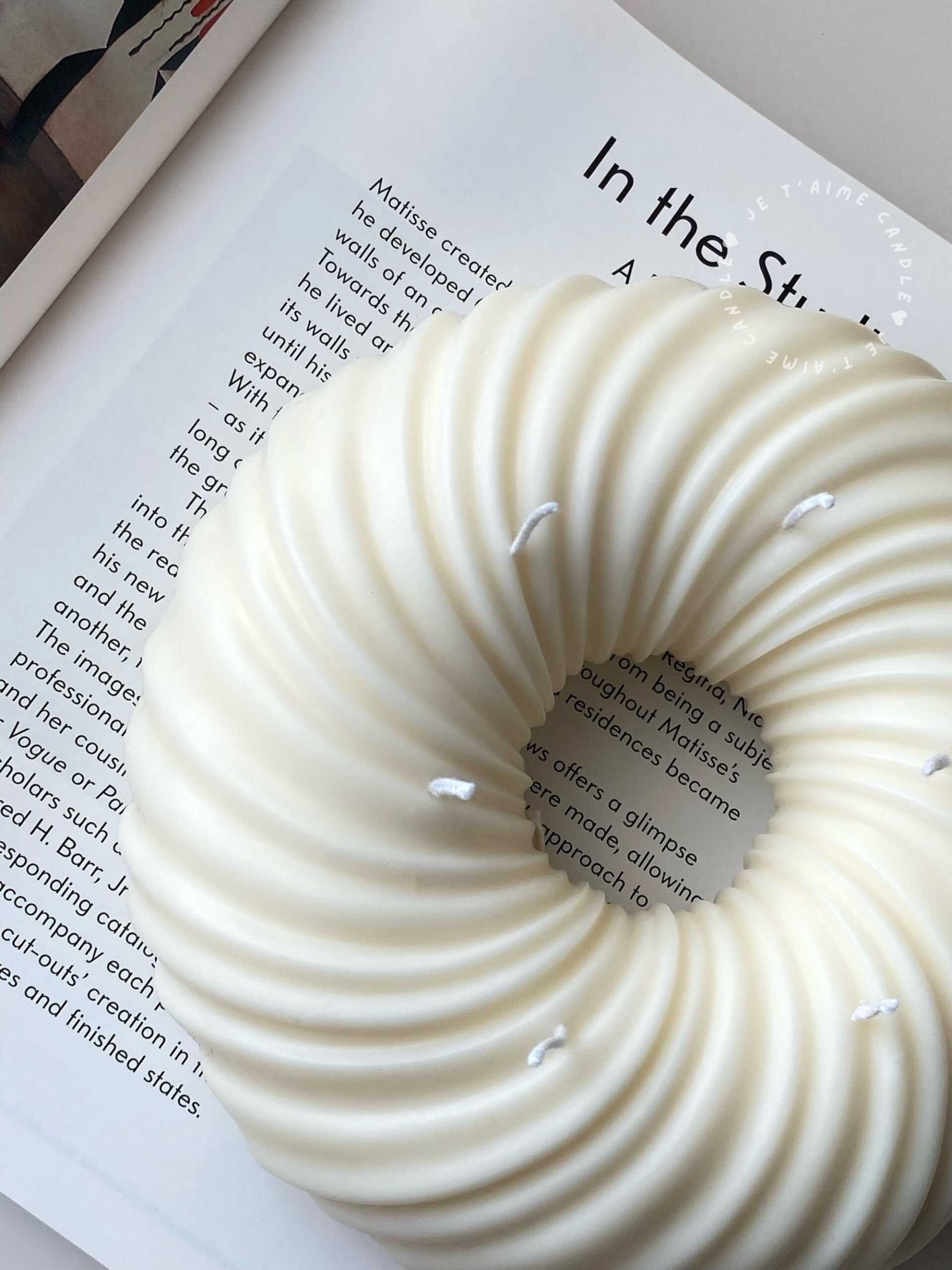 Halo Candle - Image 3