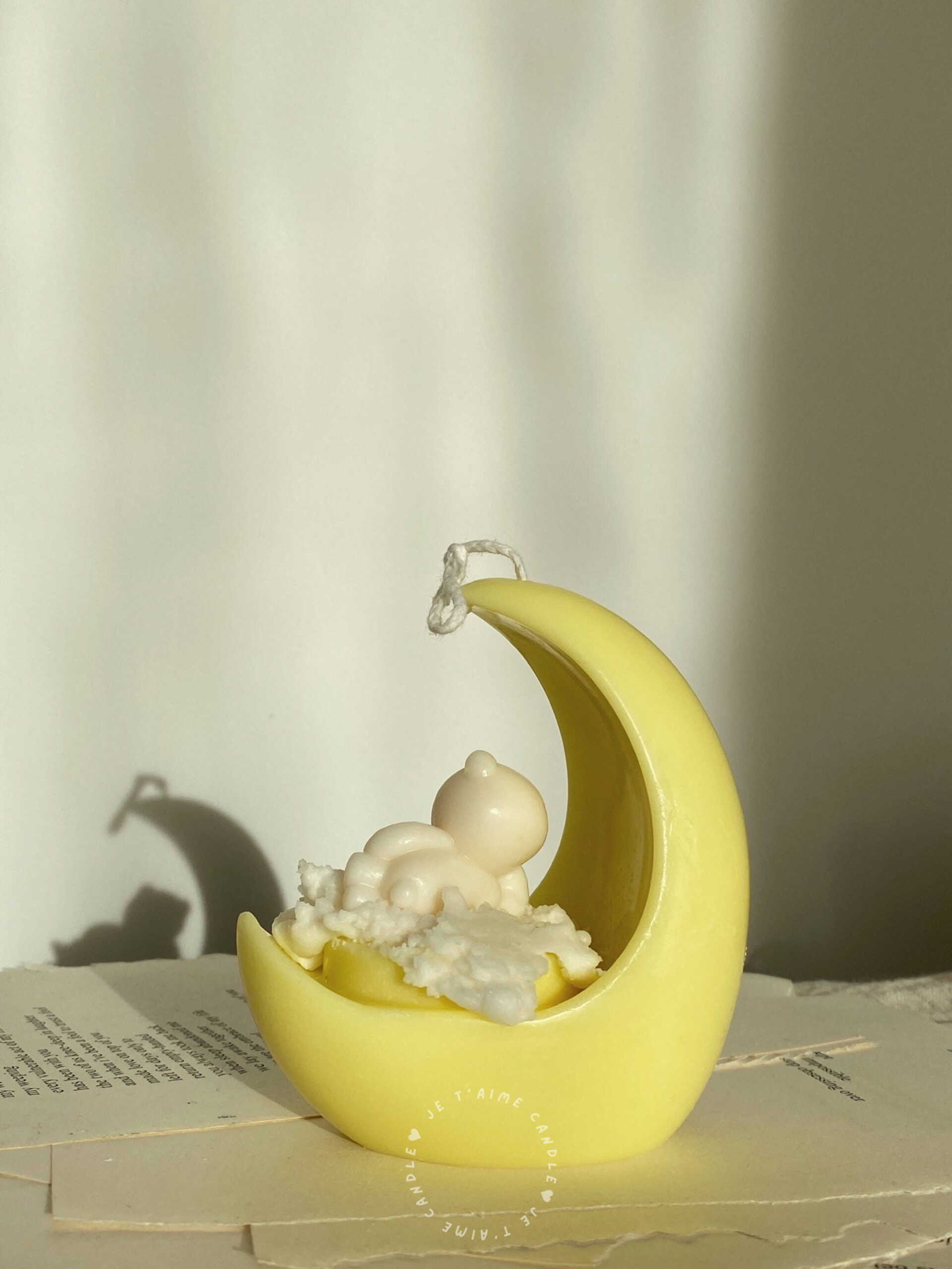 Teddy Bear Moon Candle - Image 4