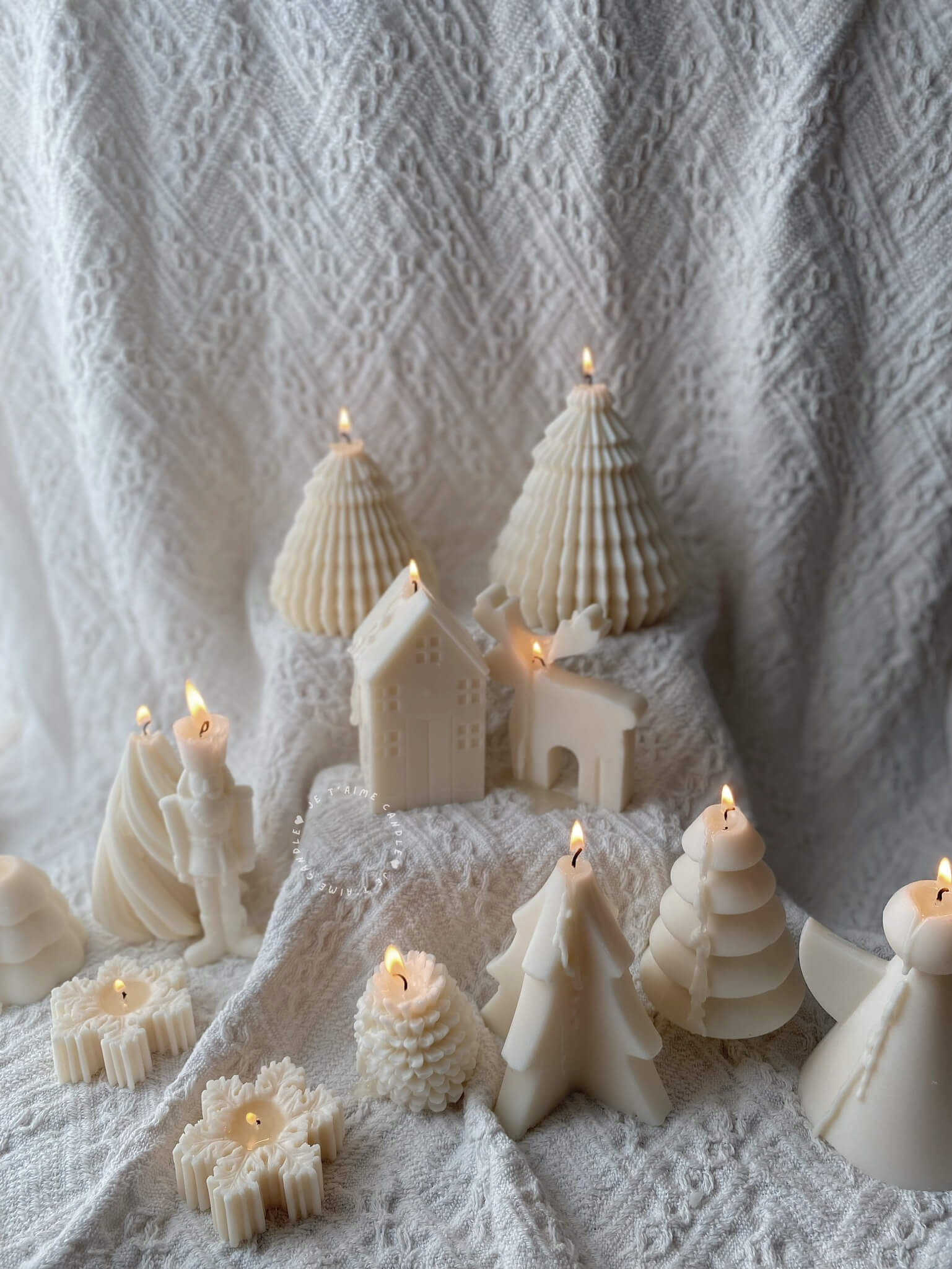 Spiral Christmas Tree Candle - Image 11