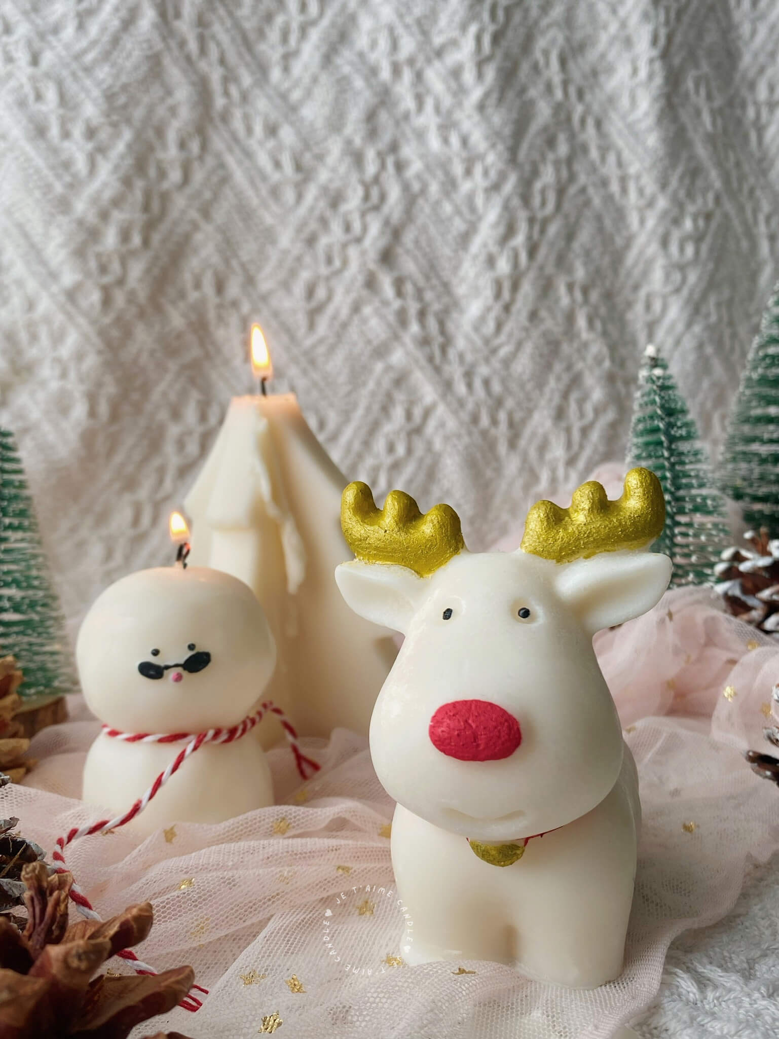 Cute Reindeer Elk Christmas Candle - Image 4