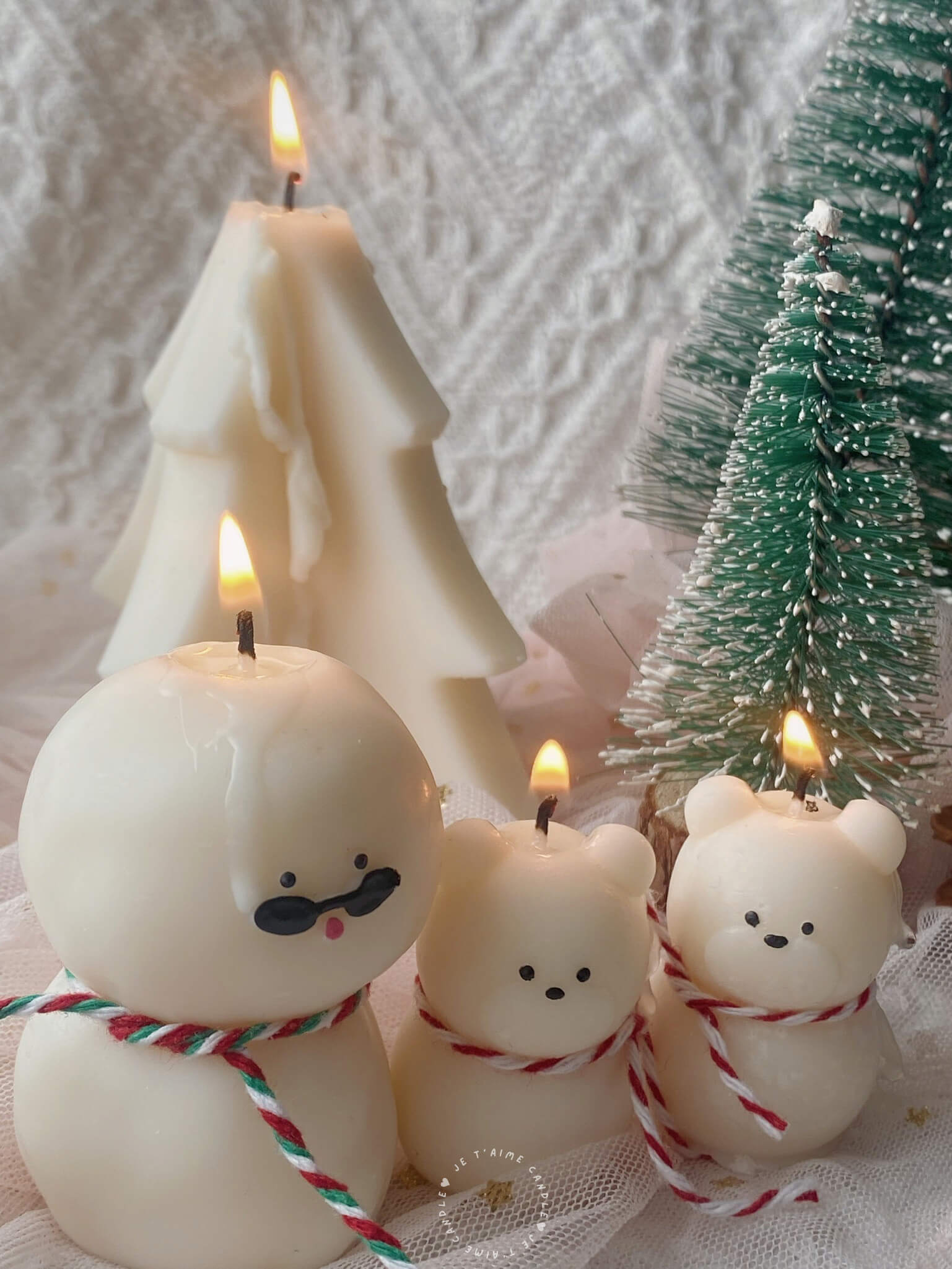 Bear Snowman Candle - Image 3