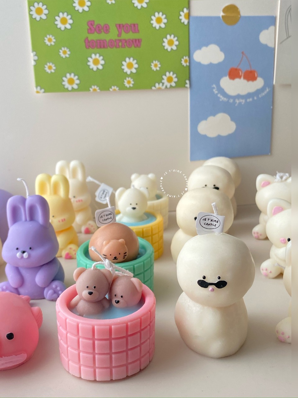 Cute Snowman Candle - Image 11