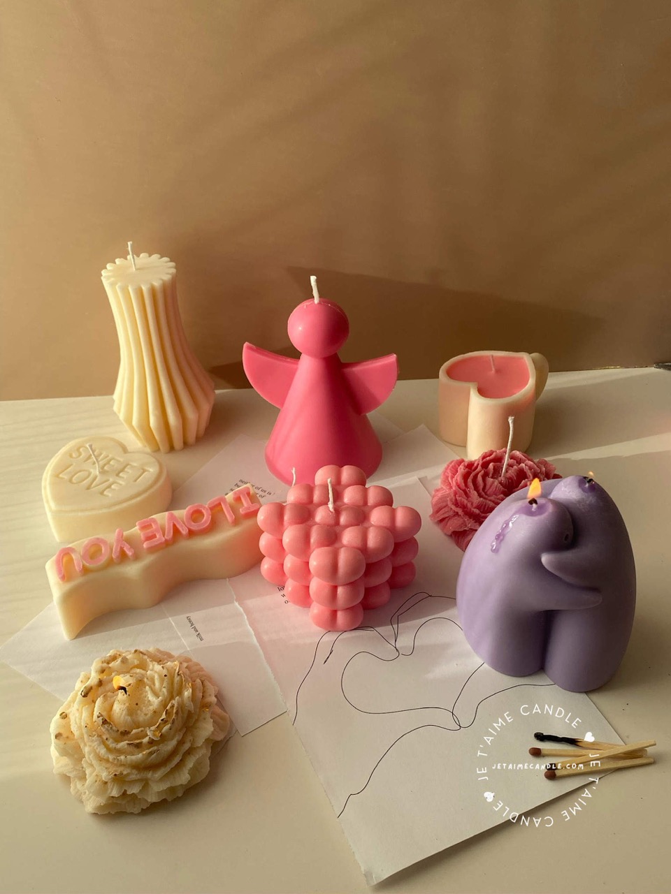 Peony and Heart Candle Gift Set - Image 12