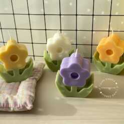 Daisy Flower Candle