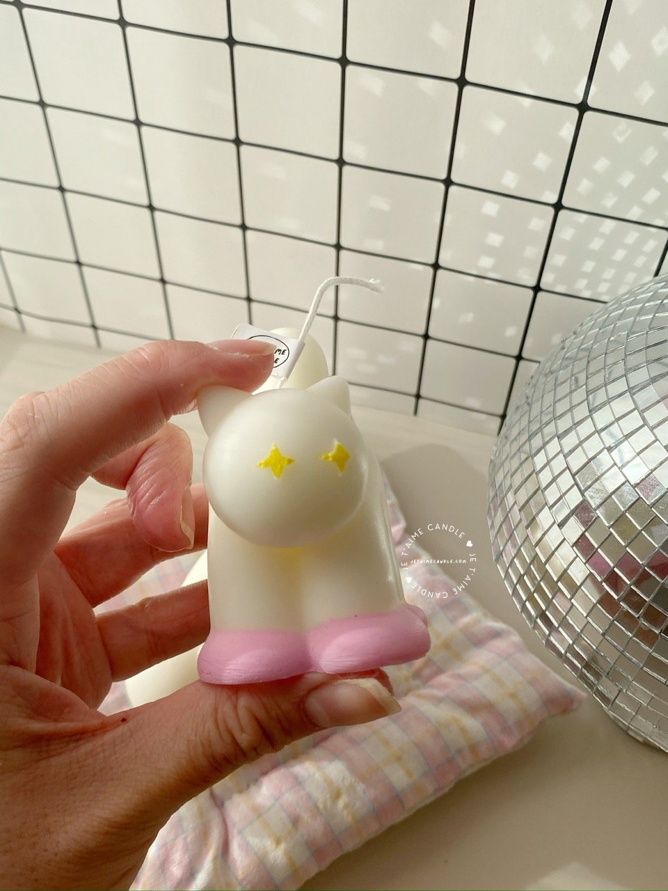 Stars Eyes Cat Candle - Image 6