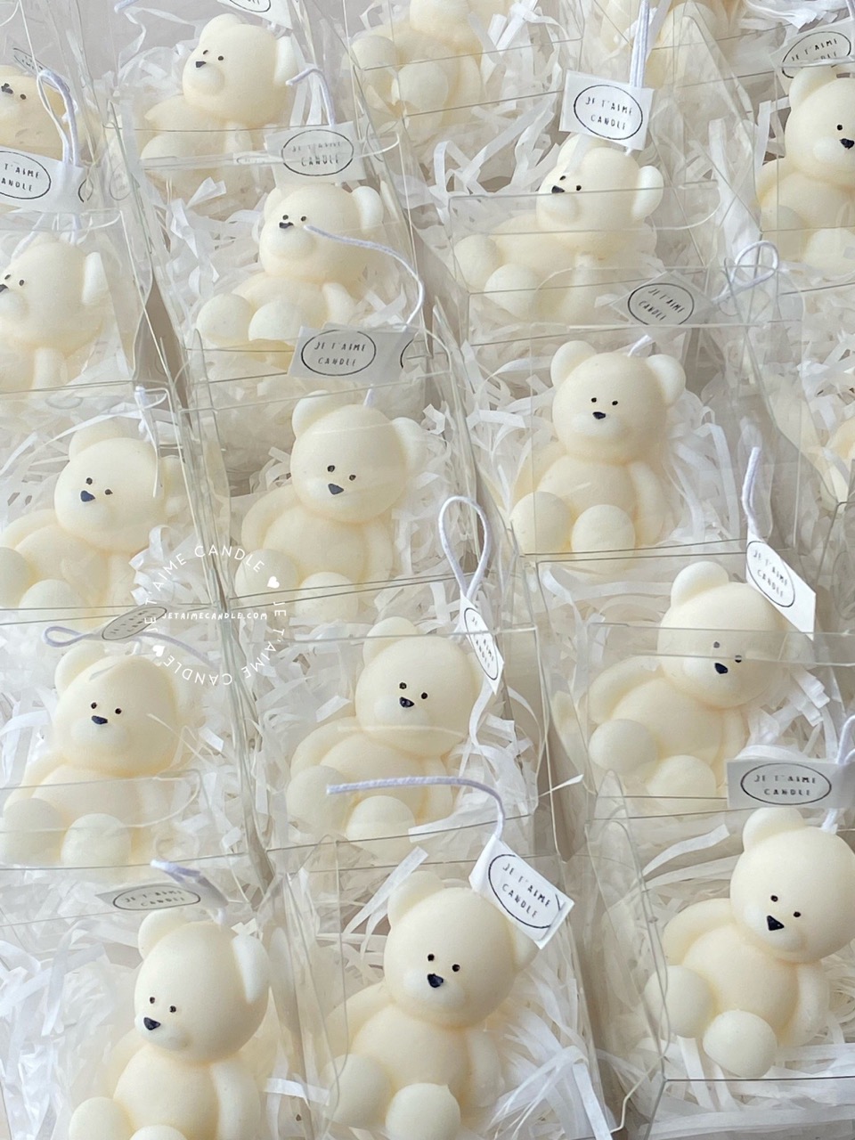 Mini Teddy Bear Candle in Gift Box with Personalized Label and Ribbon – a charming teddy bear-shaped candle, individually packaged with custom label and ribbon. Perfect for baby showers, gender reveals, and newborn celebrations, bringing warmth and a personal touch to any baby-themed event