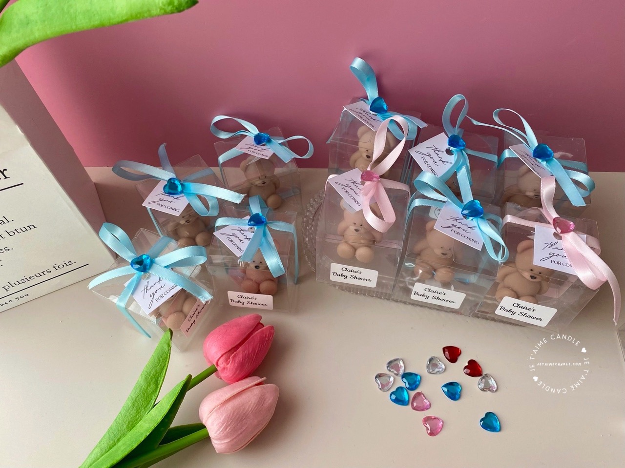 Mini Teddy Bear Candle in Gift Box with Personalized Label and Ribbon – a charming teddy bear-shaped candle, individually packaged with custom label and ribbon. Perfect for baby showers, gender reveals, and newborn celebrations, bringing warmth and a personal touch to any baby-themed event