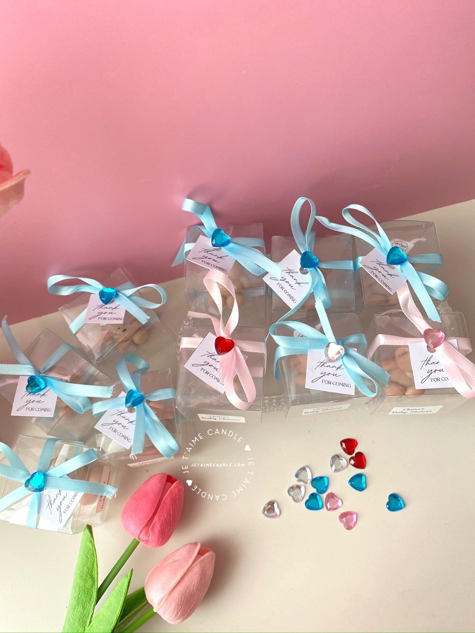Mini Teddy Bear Candle in Gift Box with Personalized Label and Ribbon – a charming teddy bear-shaped candle, individually packaged with custom label and ribbon. Perfect for baby showers, gender reveals, and newborn celebrations, bringing warmth and a personal touch to any baby-themed event