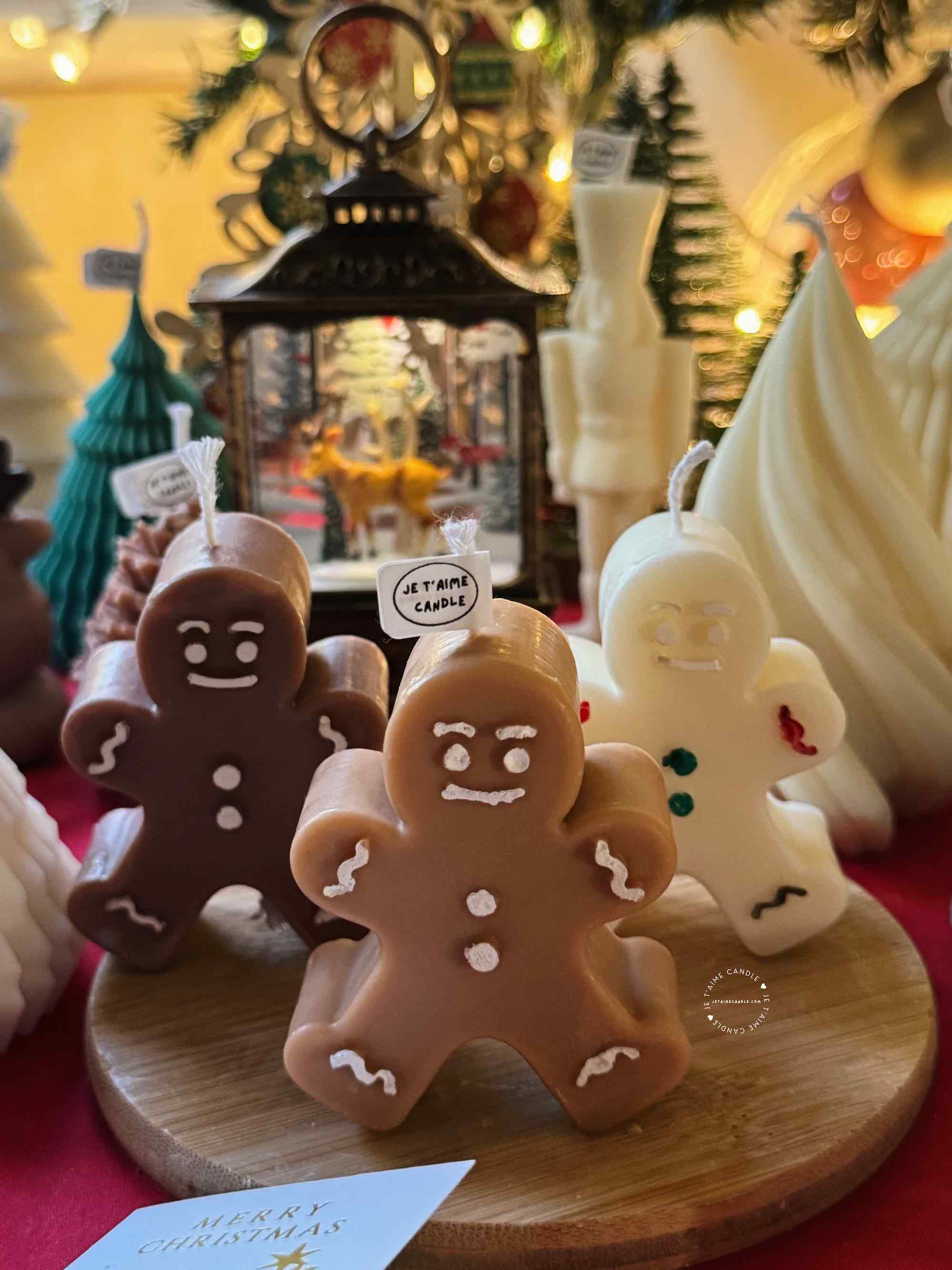 Meet our adorable Gingerbread Man Candle – the perfect touch of festive charm for your holiday season. This delightful candle brings the joy of Christmas to life with its whimsical design, making it an ideal Christmas gift or a stylish addition to your seasonal decor. Shaped like the classic gingerbread cookie, it’s carefully crafted to capture the holiday spirit, adding a cozy and sweet ambiance to any space. Gingerbread Men Candle ⭐︎ Size: 6 x 7.5 cm ⭐︎ Weight: Approximately 60g Light up your home with a touch of holiday magic!