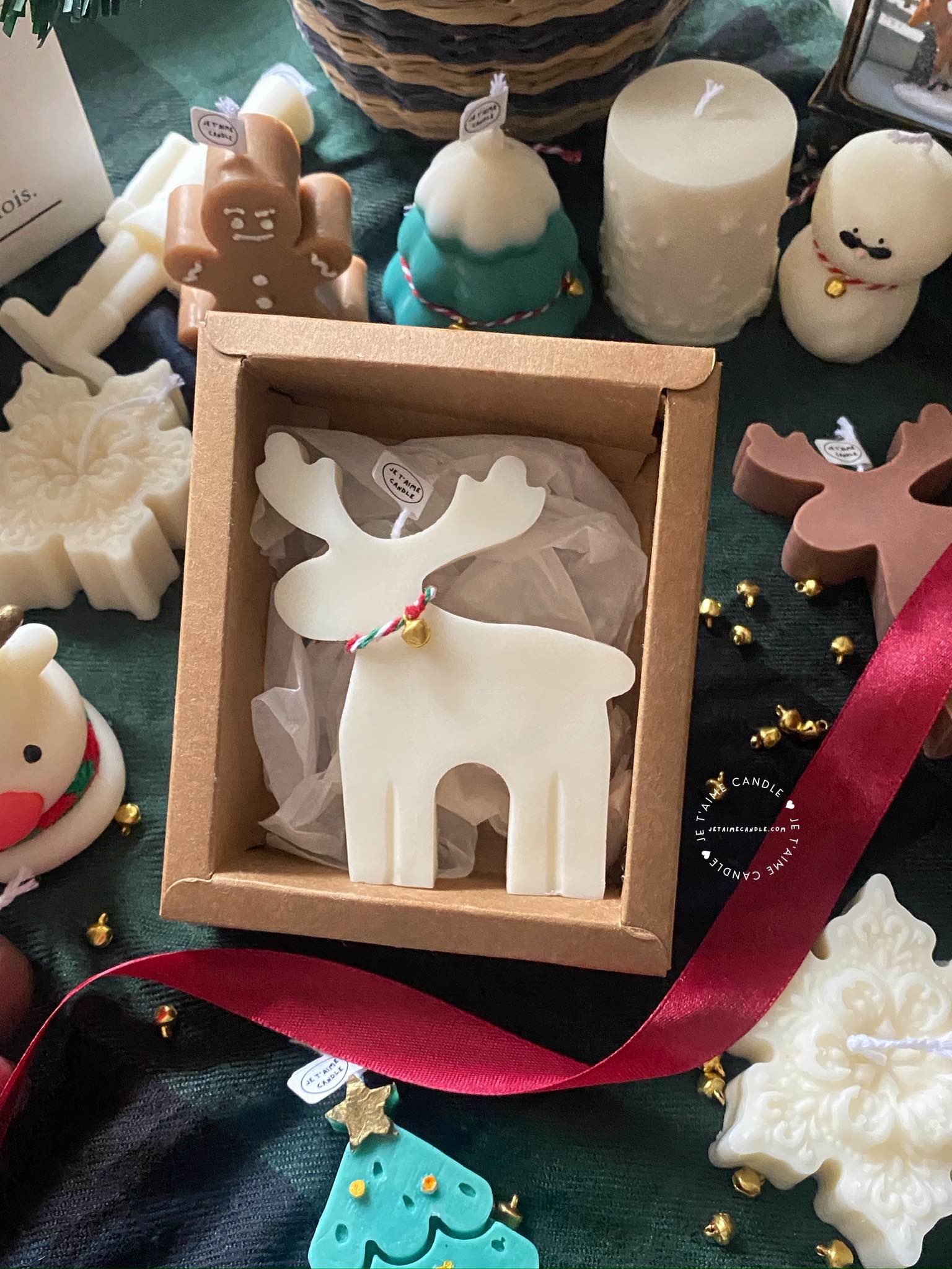 Reindeer Candle - Image 11