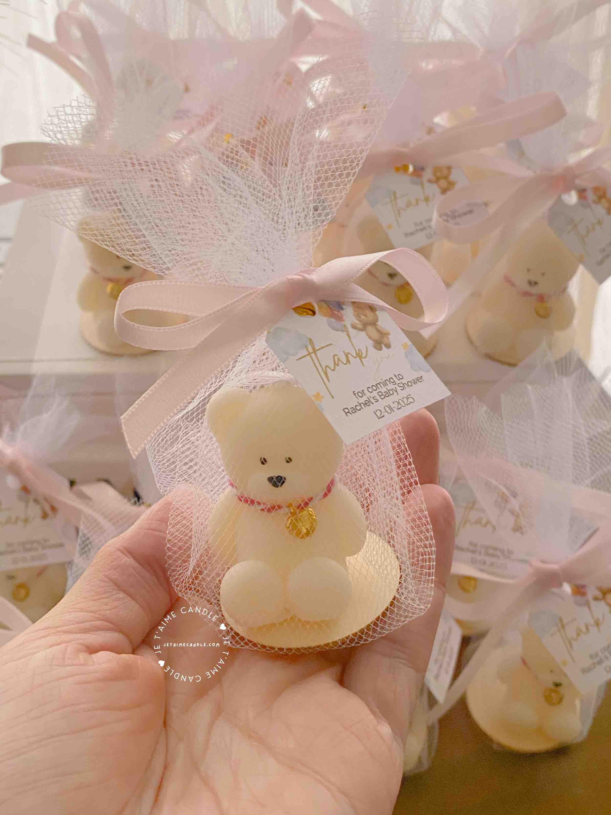 Adorable Scented Hand-Poured Mini Bear Candle: Wrapped and adorned with a ribbon, these candles are ready to gift straight out of the box. Each favor comes with a personalized, customizable tag, making it unique to your celebration.