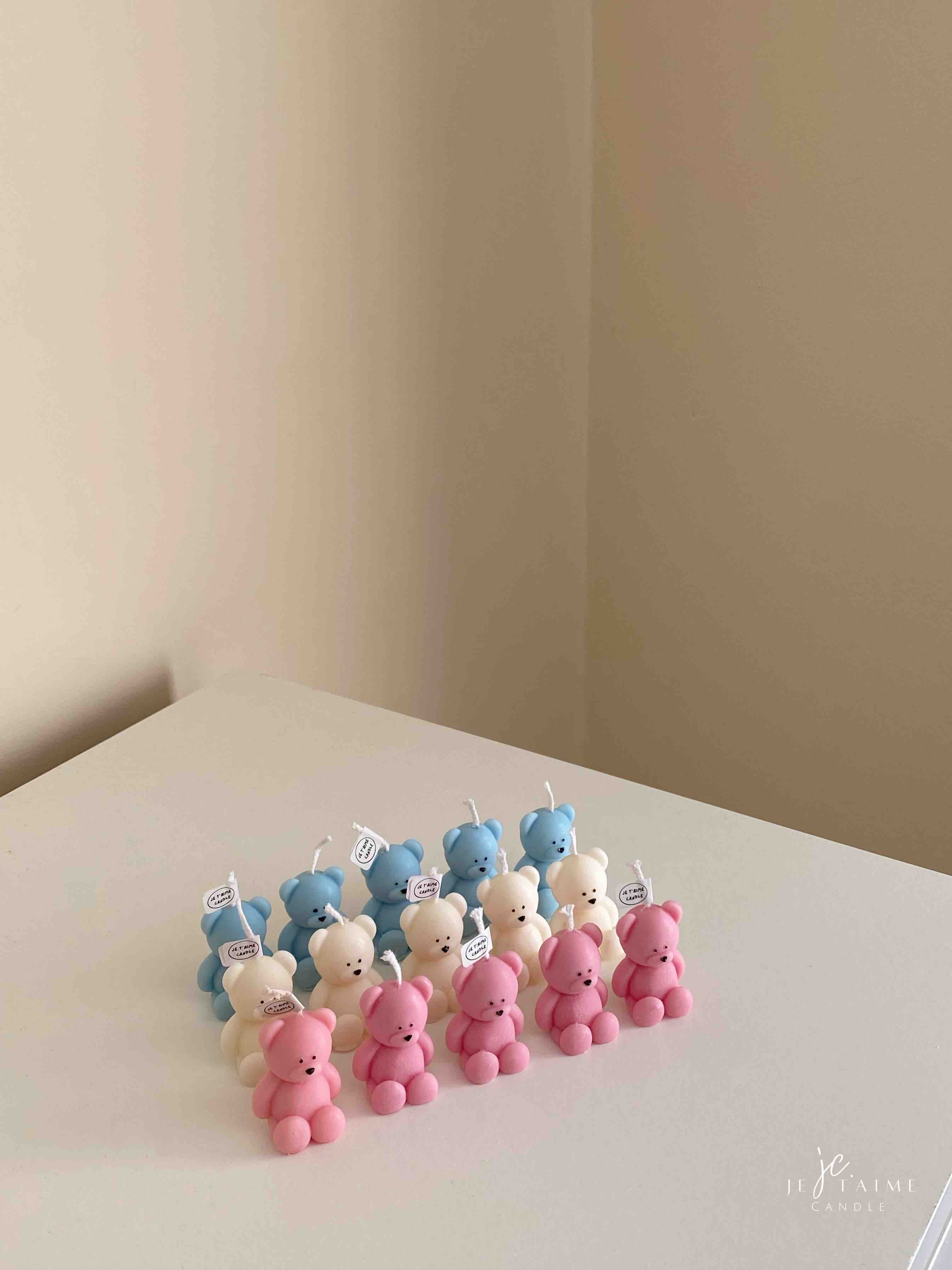 Mini Teddy Bear Candle in Clear Box with Personalized Labels and Ribbon Bow - Image 11